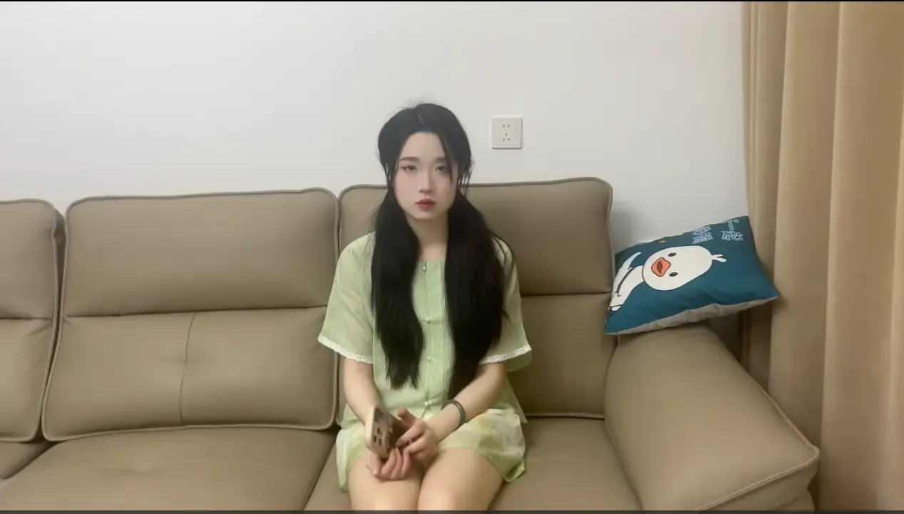 甜美少女绳缚记足控福利(美足)可爱甜美 甜美少女绳缚记足控福利(美足)可爱甜美