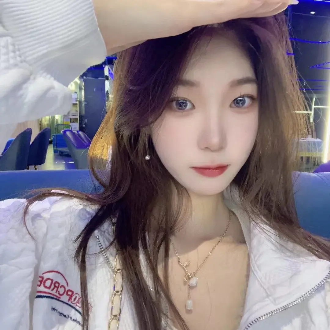 172 39码 有男友的小姐妹 172 39码 有男友的小姐妹