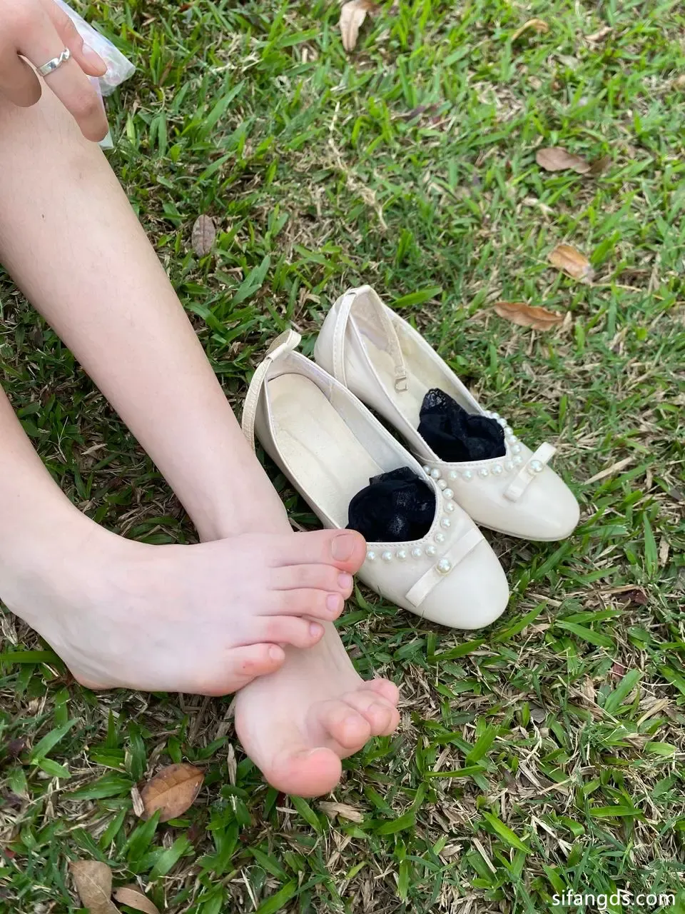清纯大二学生妹美脚 清纯大二学生妹美脚