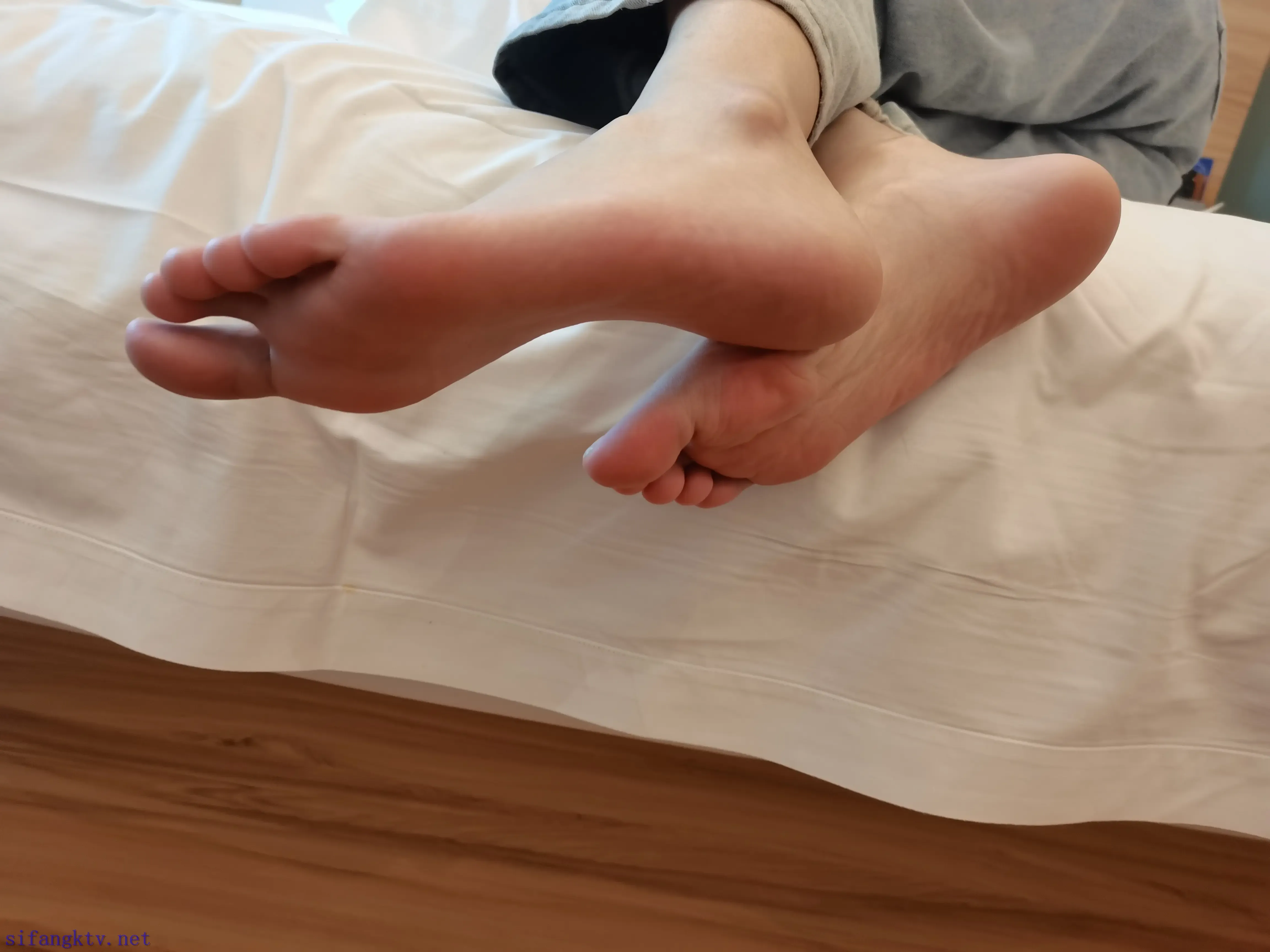 开发的素人女s40码大脚 开发的素人女s40码大脚