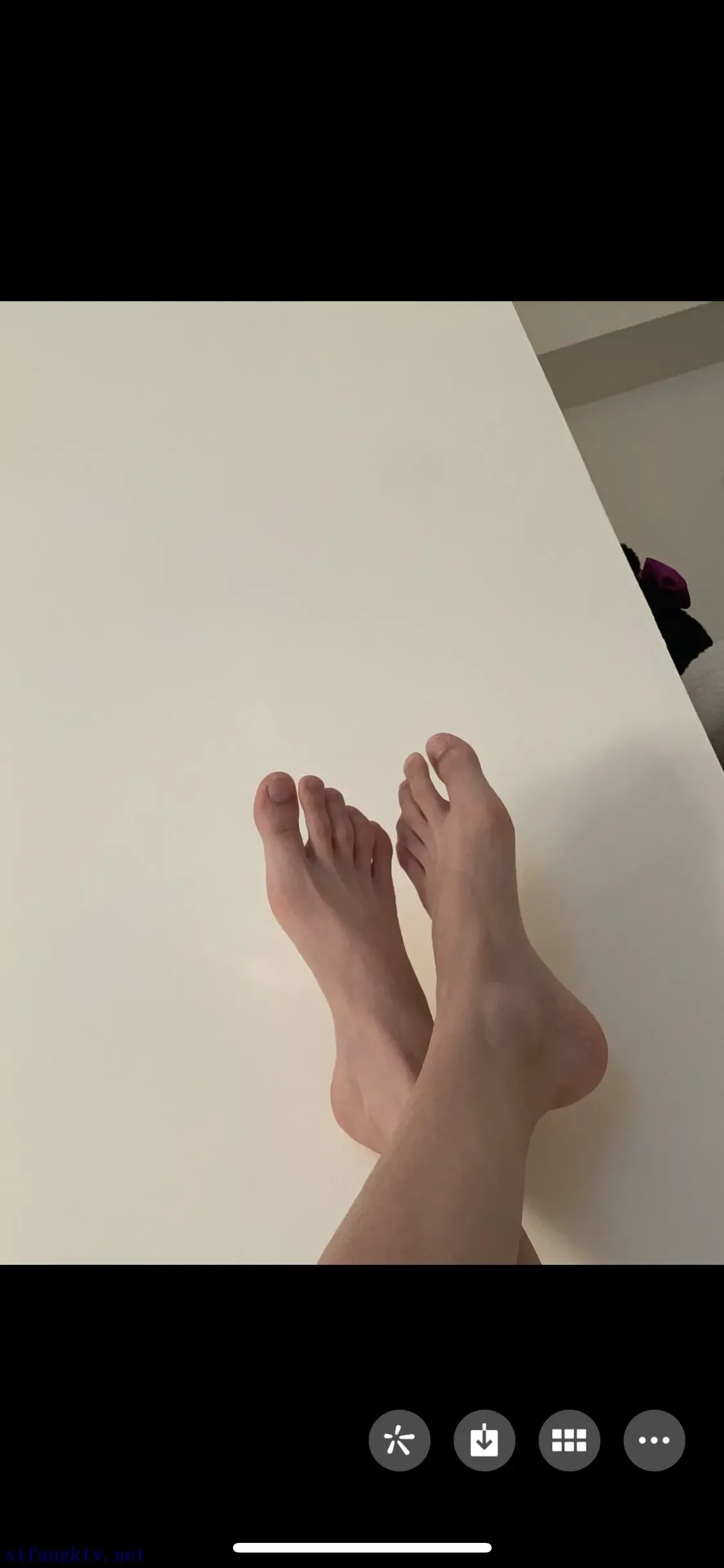 穿搭博主的修长脚 穿搭博主的修长脚