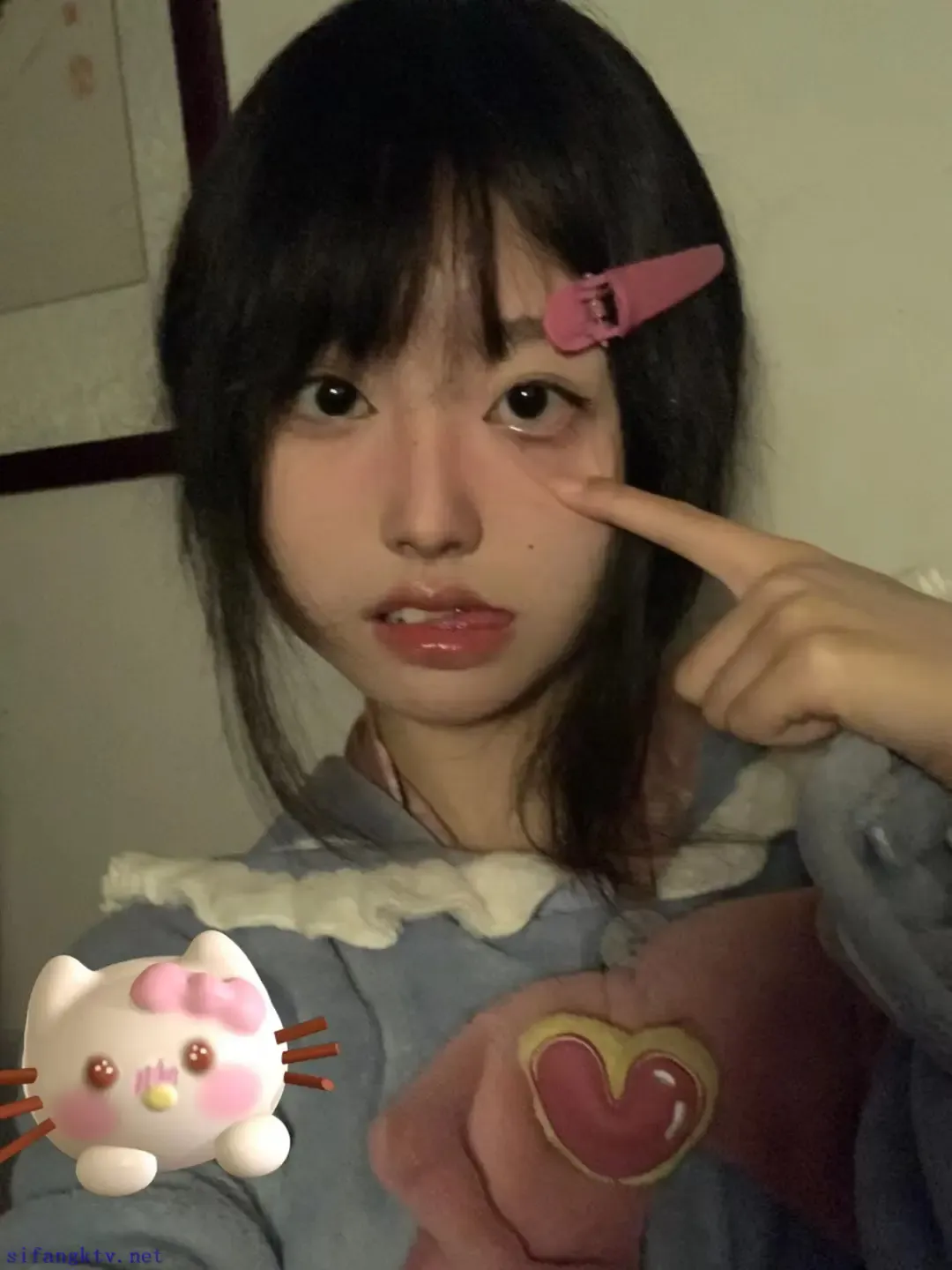 纯和欲完美融合的女高 纯和欲完美融合的女高