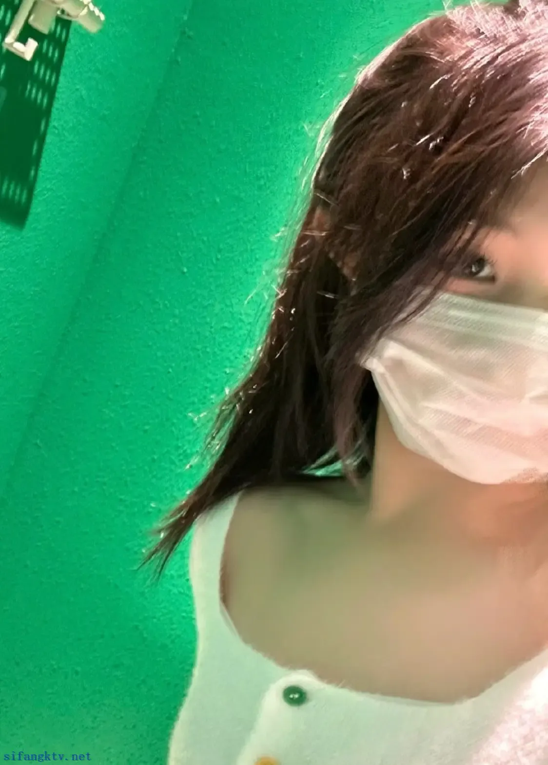 03年的早熟小妹妹粉嫩脚 03年的早熟小妹妹粉嫩脚