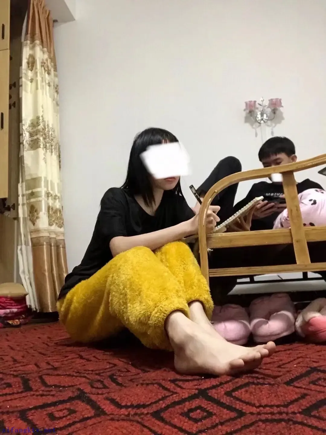 04年的娇小妹妹 04年的娇小妹妹