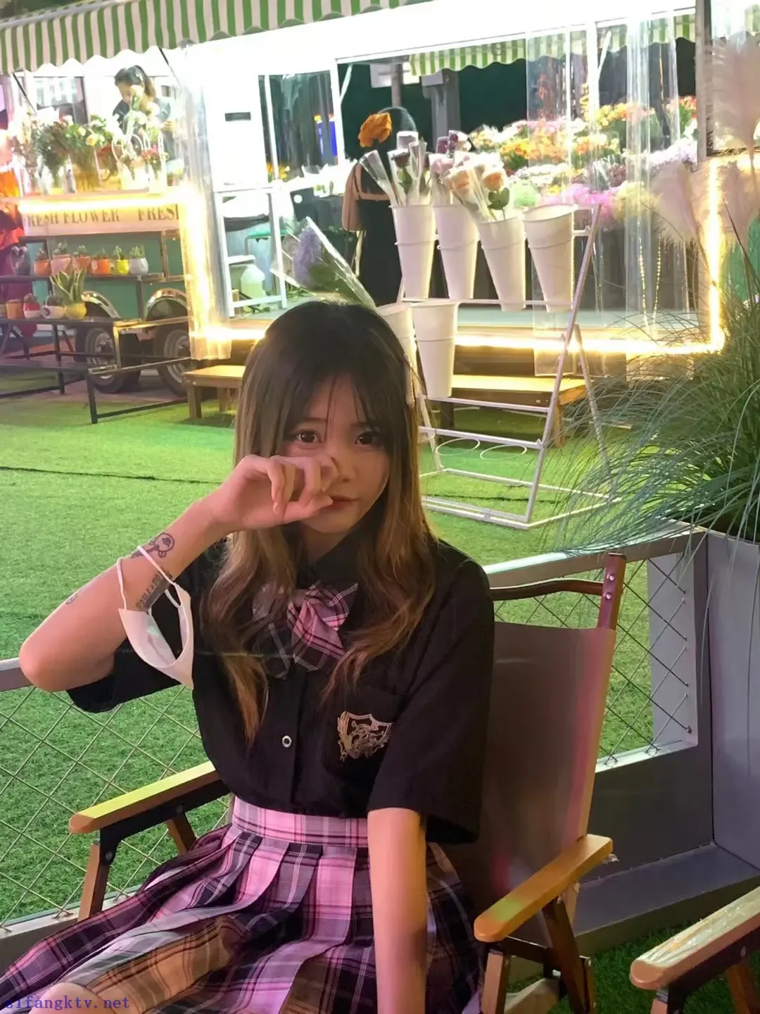 小太妹的白袜大脚 小太妹的白袜大脚