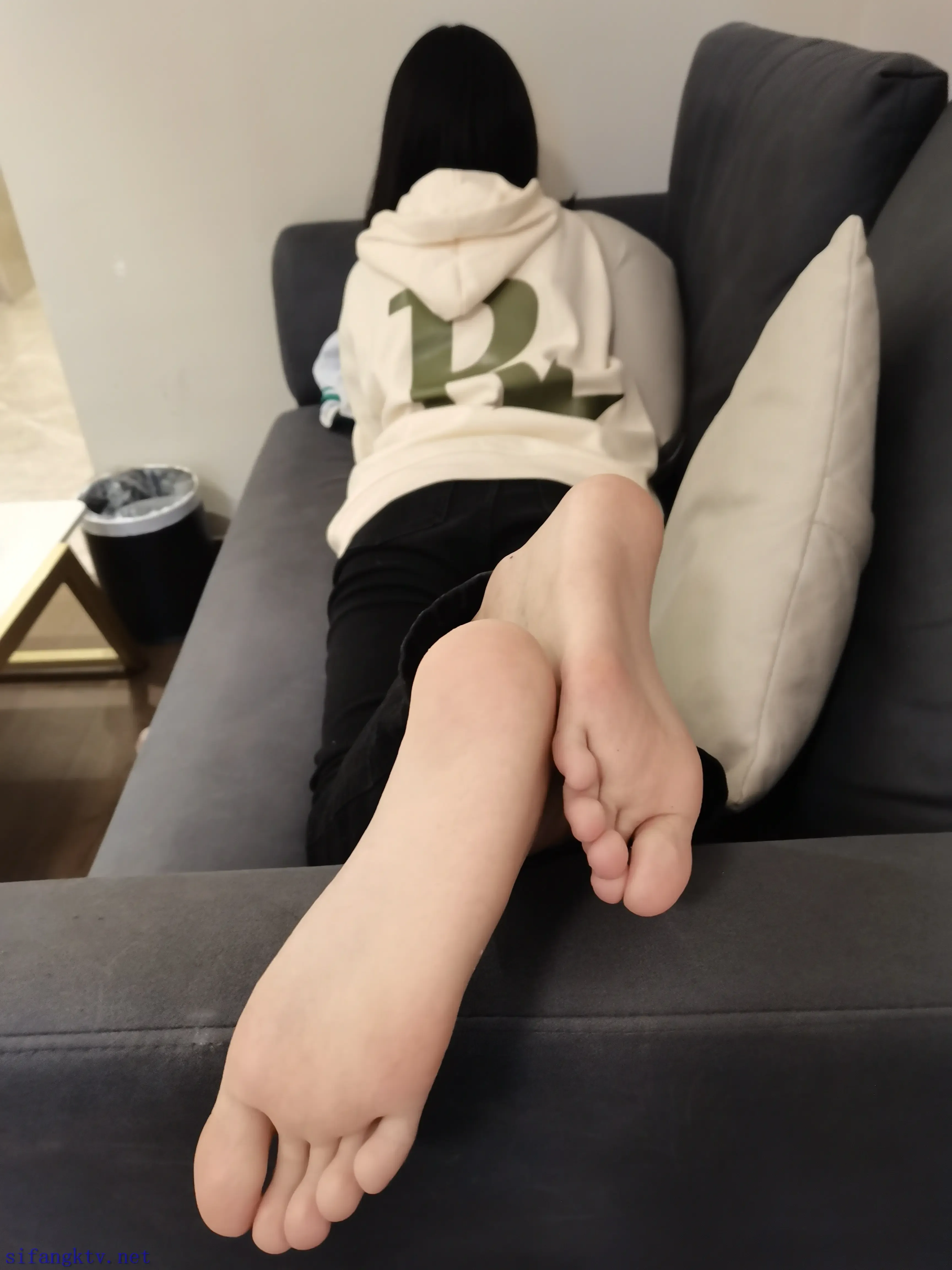 黑丝小妹妹线下 黑丝小妹妹线下