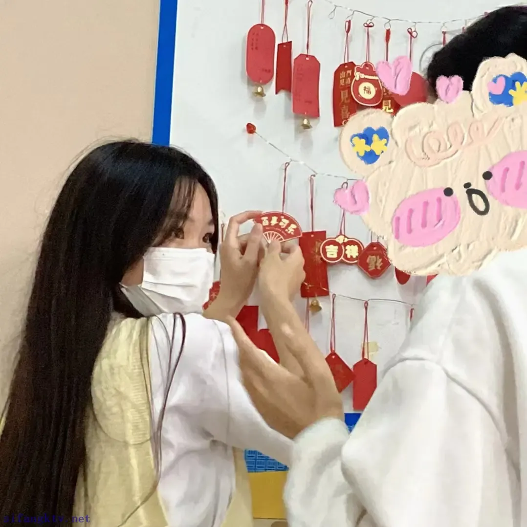 可爱萝莉coser的小嫩脚 可爱萝莉coser的小嫩脚