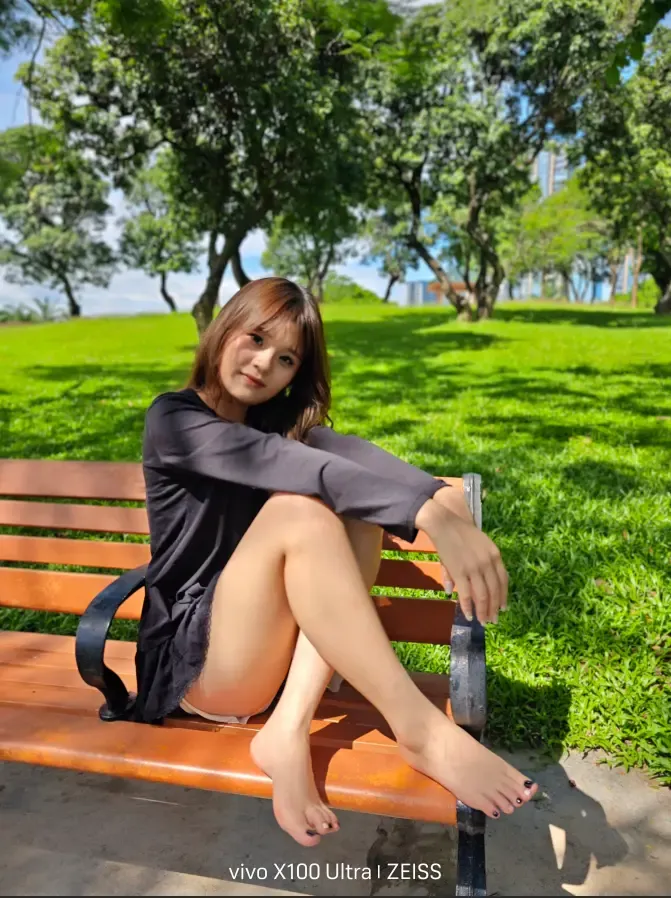 个人摄影-0702约拍黑衣女孩白袜裸足 个人摄影-0702约拍黑衣女孩白袜裸足