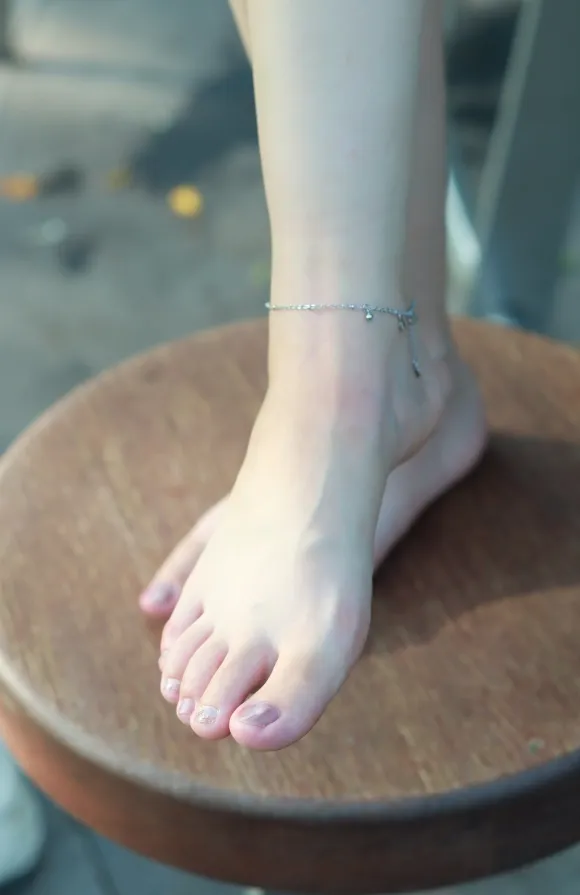 个人摄影-0826洞洞鞋船袜女孩 个人摄影-0826洞洞鞋船袜女孩