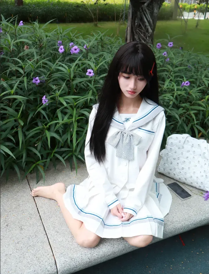 个人摄影-1029Jk冷白皮少女足拍 个人摄影-1029Jk冷白皮少女足拍