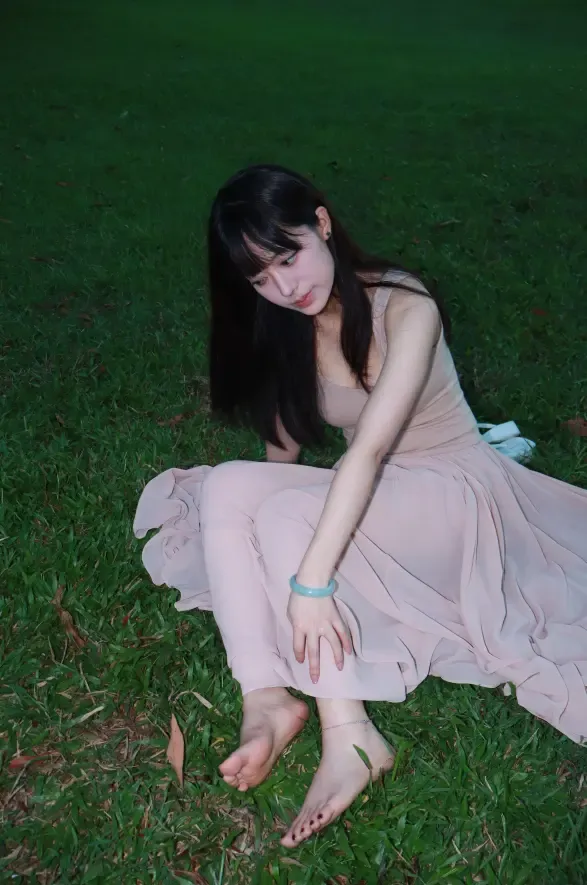 个人摄影-1015高颜值美女 个人摄影-1015高颜值美女