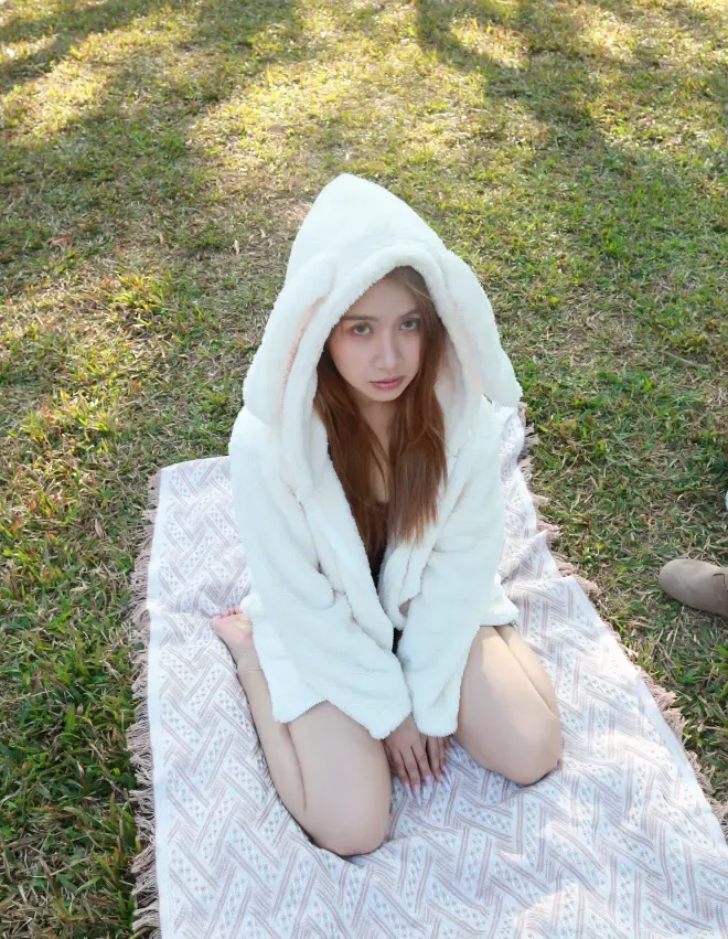 个人摄影-1208高颜值白美甲 个人摄影-1208高颜值白美甲