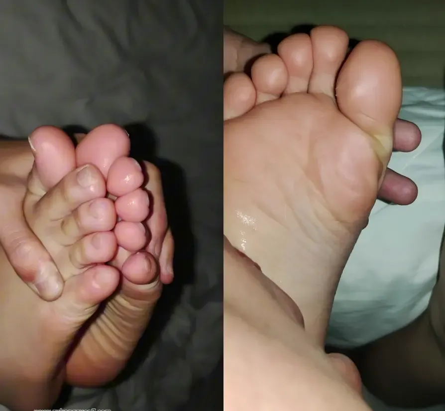 舔大一学妹的睡着美脚 舔大一学妹的睡着美脚