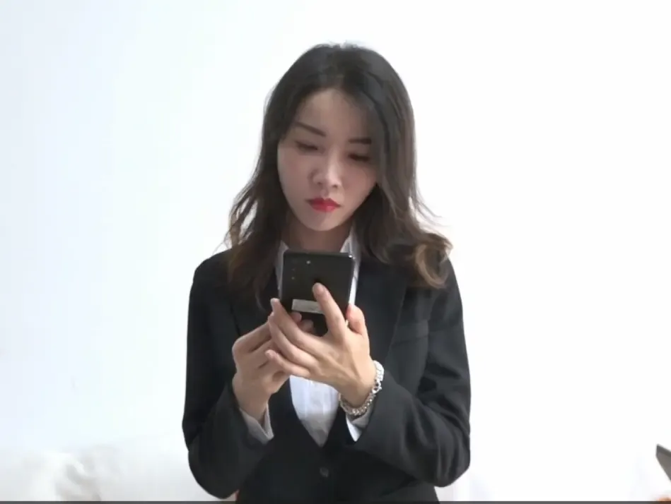 职场风波第一部:给经理的礼物 职场风波第一部:给经理的礼物