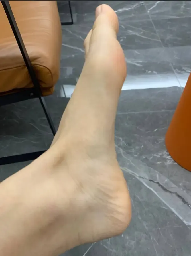 清余静-麦当劳小妹 清余静-麦当劳小妹