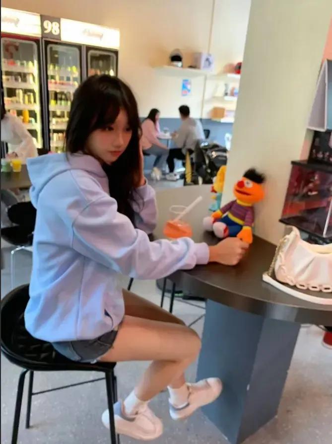 清余静-麦当劳小妹 清余静-麦当劳小妹
