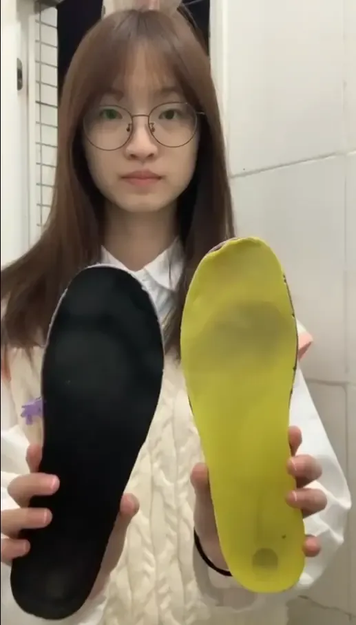 清余静-追星女大学生 清余静-追星女大学生