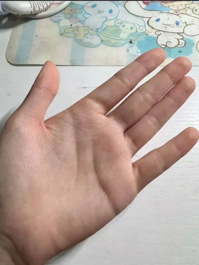 清余静-面相特别好的一个女大学生 清余静-面相特别好的一个女大学生
