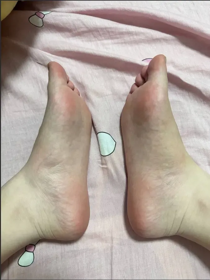 清余静-高中生还是很嫩的 清余静-高中生还是很嫩的