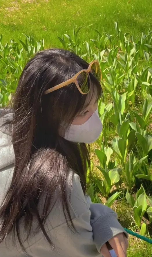甜美女高的裸足,丝袜美脚 甜美女高的裸足,丝袜美脚