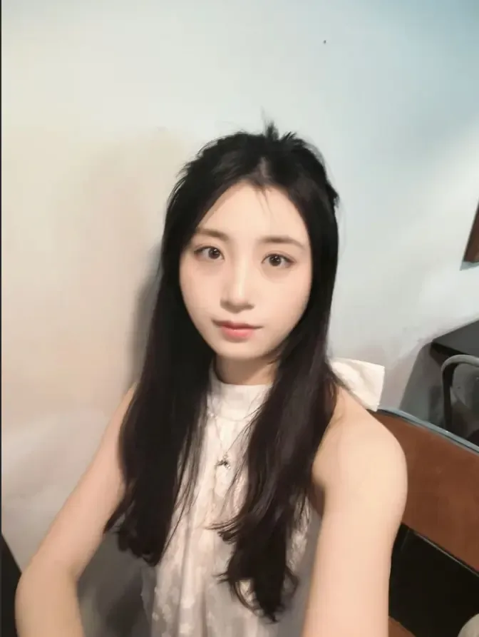 喜欢到处旅游的妹子 喜欢到处旅游的妹子