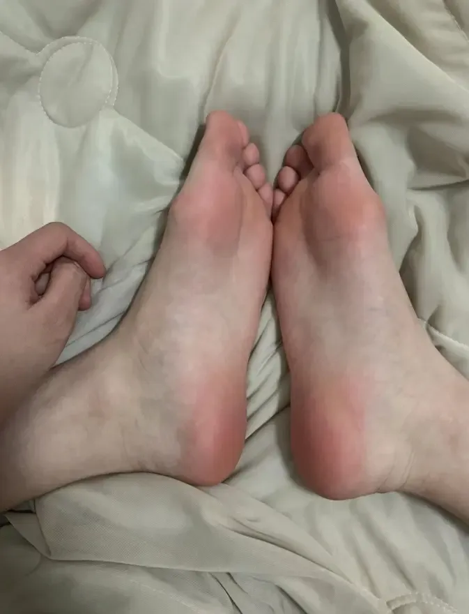 露脸绿茶风秀脚 露脸绿茶风秀脚