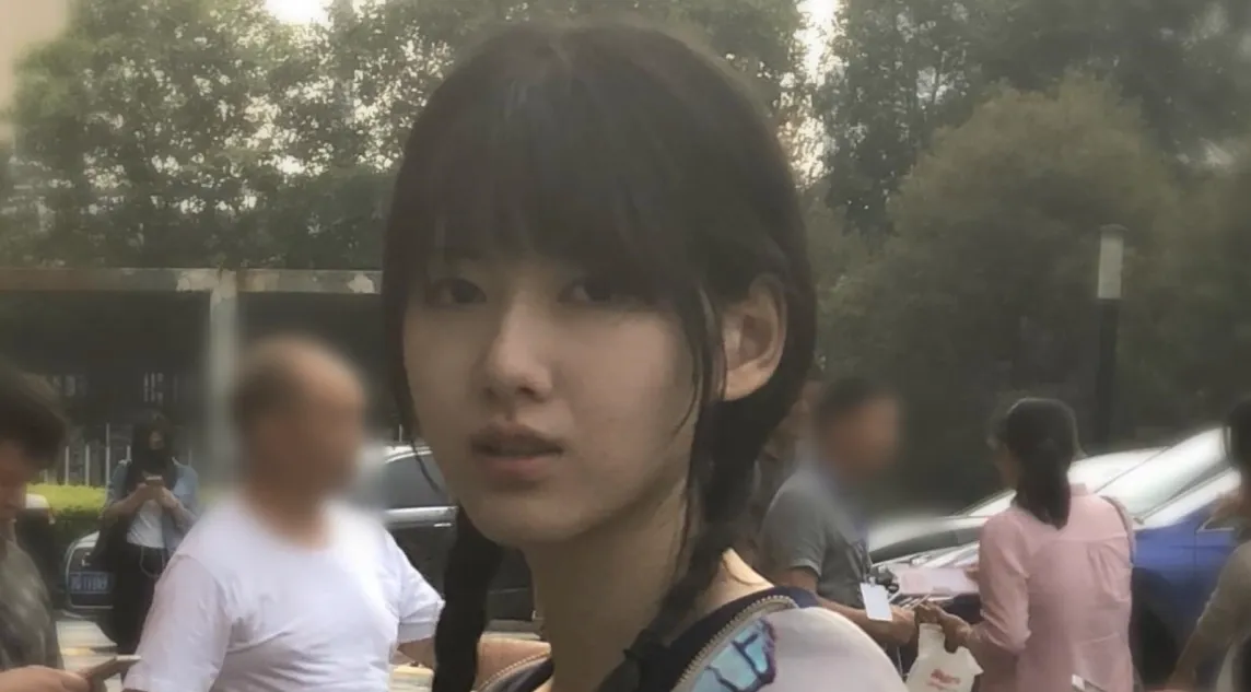 伊宣作品-花仙子白嫩脚丫 伊宣作品-花仙子白嫩脚丫