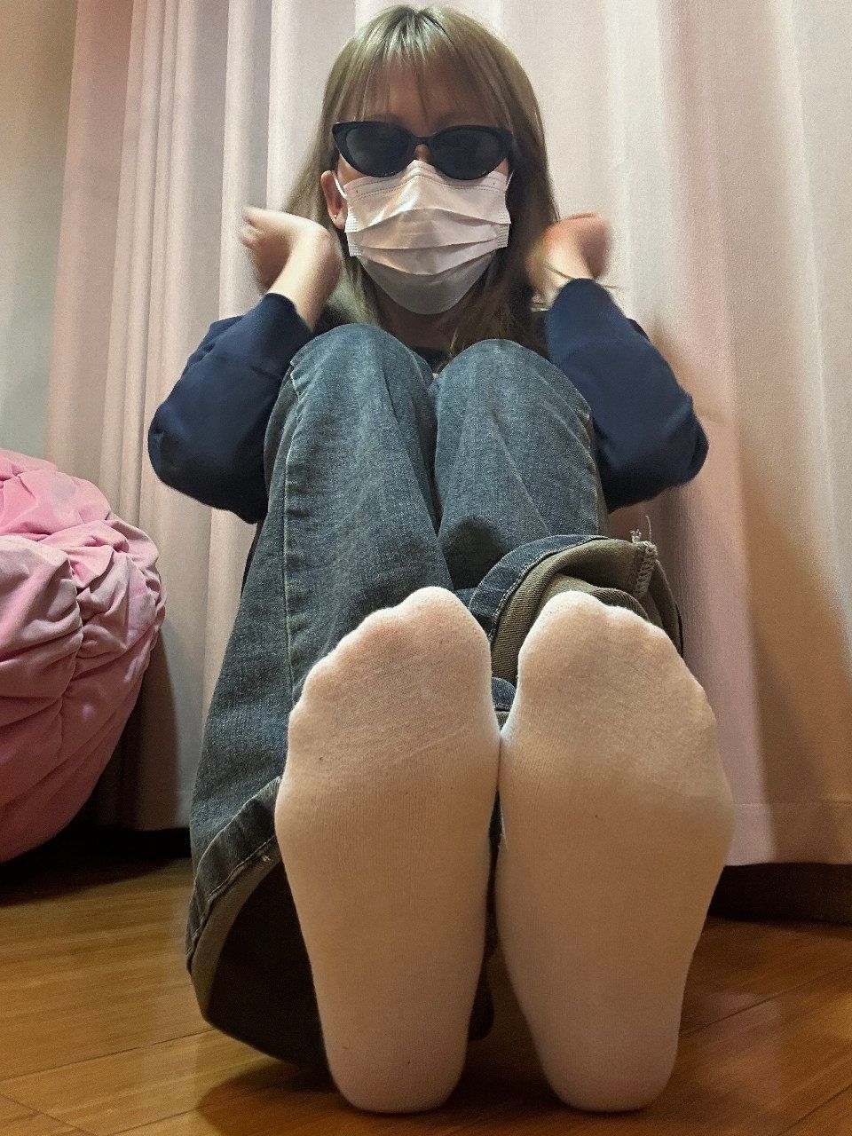 jet-害羞的肉脚女大小年 jet-害羞的肉脚女大小年