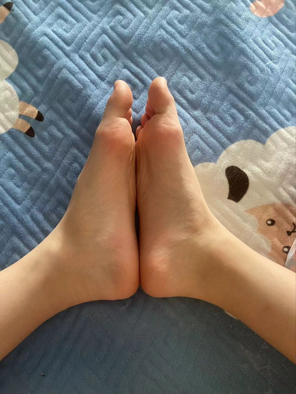 卡卡-直播中被骂破防 卡卡-直播中被骂破防