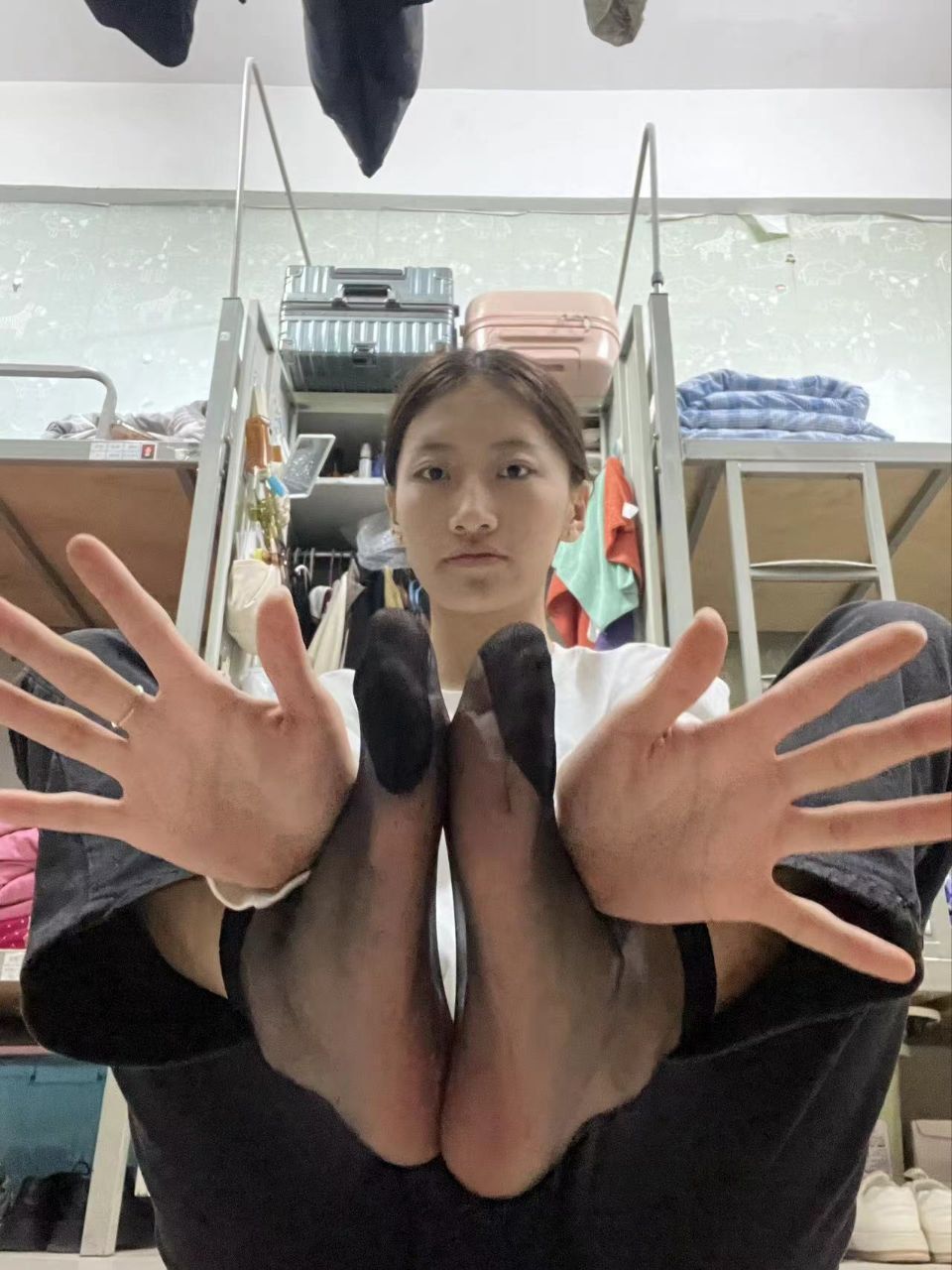 卡卡-舔脚 卡卡-舔脚