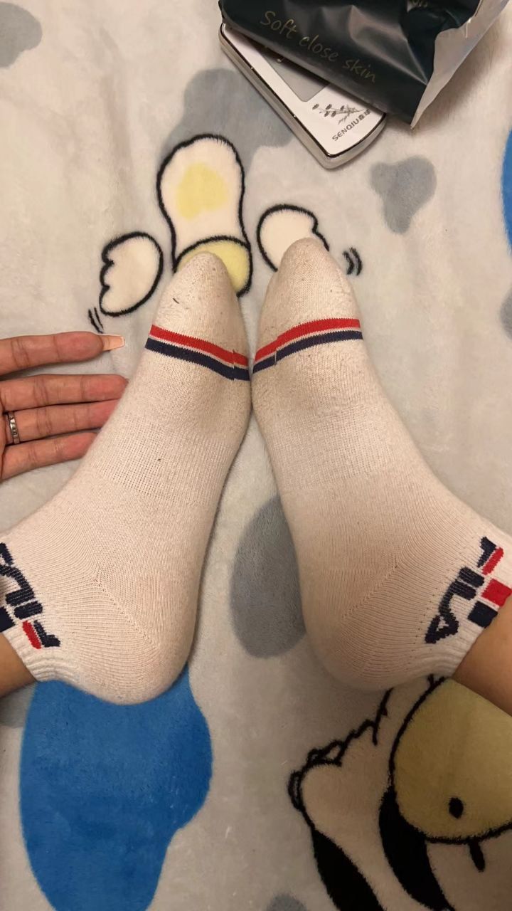 卡卡-红发黑丝展示 卡卡-红发黑丝展示