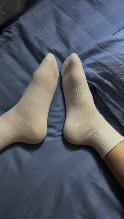卡卡-小腿有纹身 卡卡-小腿有纹身