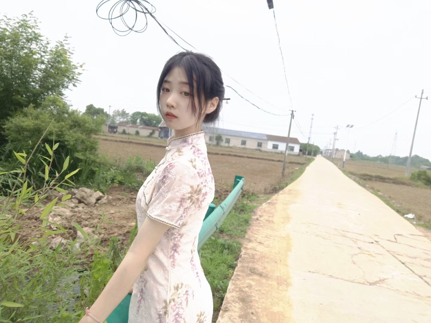 初恋脸妹妹的露脸美脚展示 初恋脸妹妹的露脸美脚展示