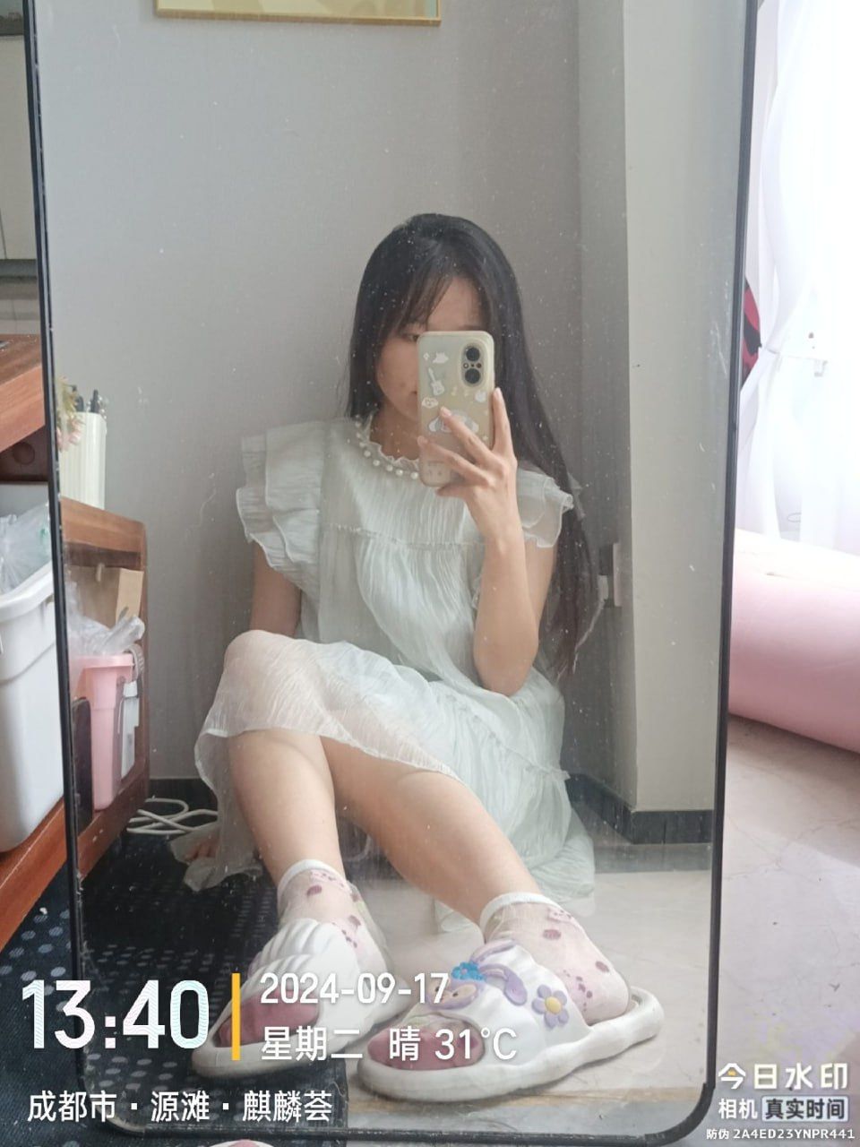 PDSZ-女大荣霞 21岁学生 37码 PDSZ-女大荣霞 21岁学生 37码