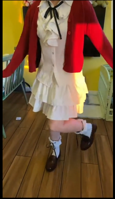 洛丽塔女友体验图钉扎脚 洛丽塔女友体验图钉扎脚