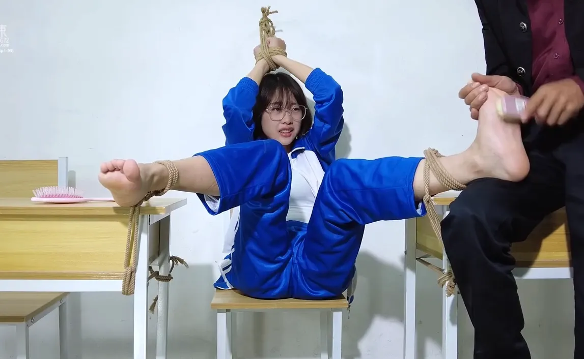 樱束原创-高中生 樱束原创-高中生