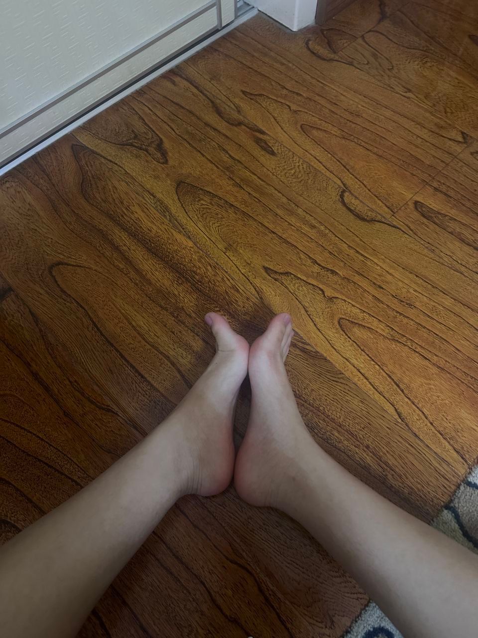 掰指-浪迹酒吧的精神小妹 掰指-浪迹酒吧的精神小妹