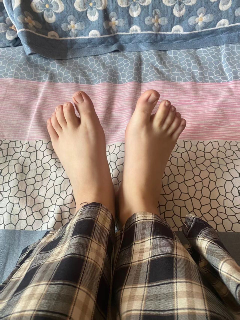掰指-微胖鹅蛋脸小妹妹 掰指-微胖鹅蛋脸小妹妹