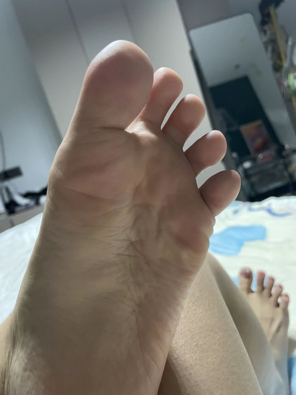 掰指-超美主播展示美脚 掰指-超美主播展示美脚