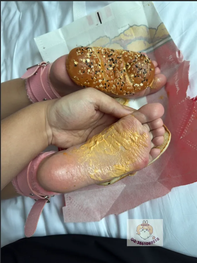 冰淇淋原创-我的萝莉妹妹!超级美味嫩脚汉堡! 冰淇淋原创-我的萝莉妹妹!超级美味嫩脚汉堡!