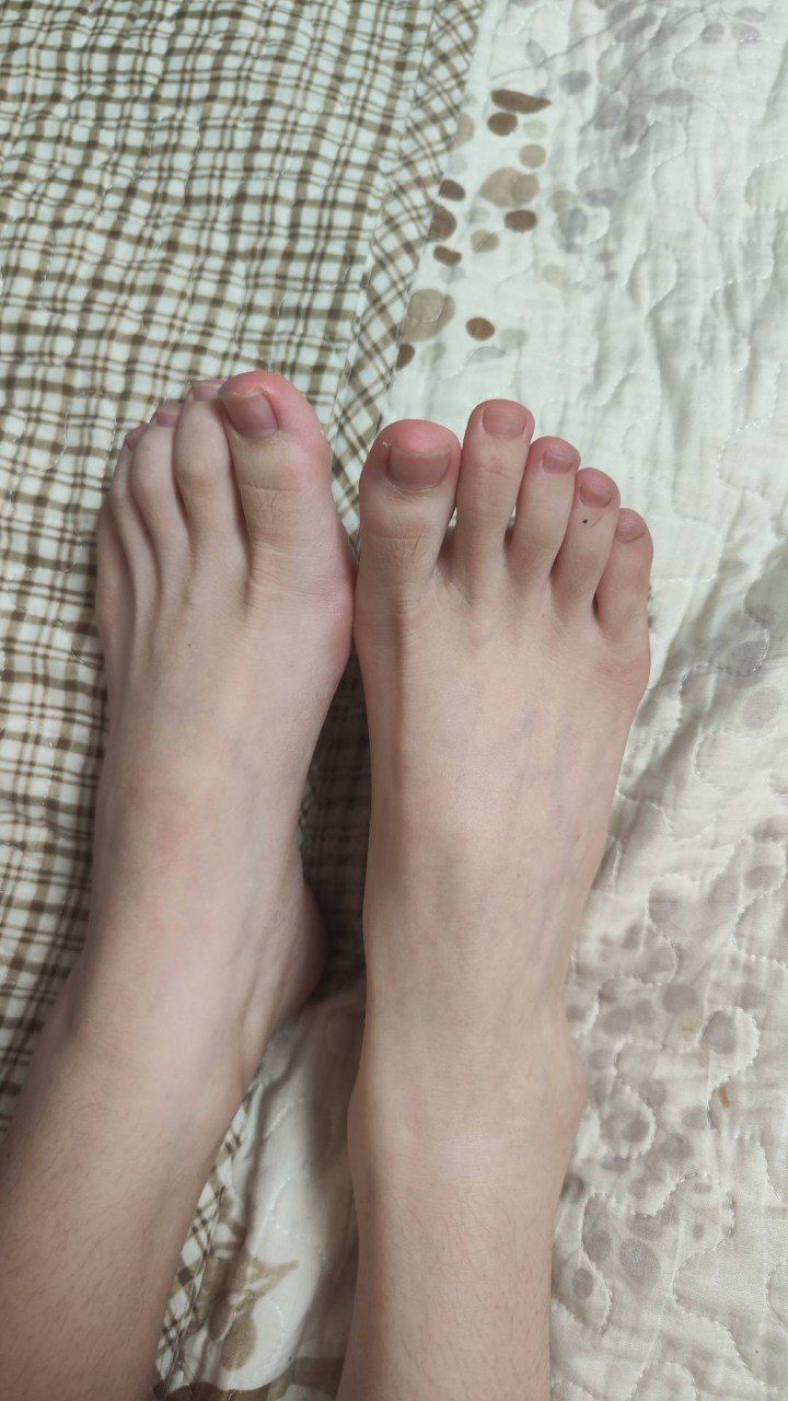 嫩脚高中妹子 嫩脚高中妹子