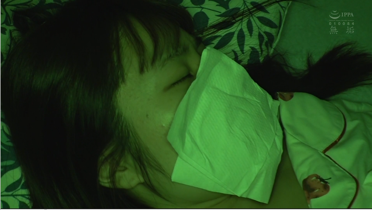 尾随放倒舔脚 尾随放倒舔脚