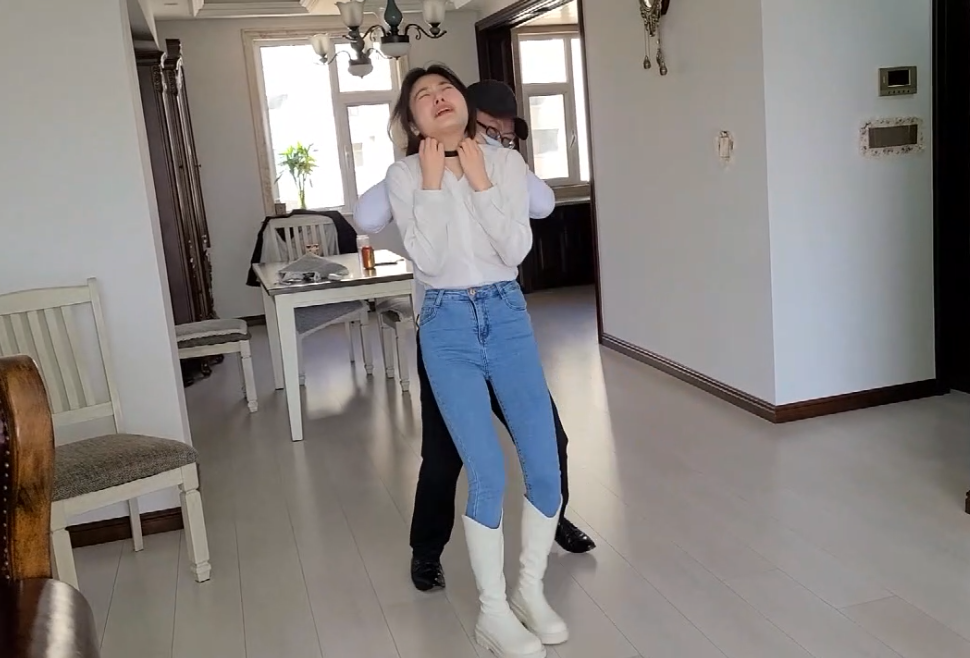 一往情深-摆弄女孩 一往情深-摆弄女孩
