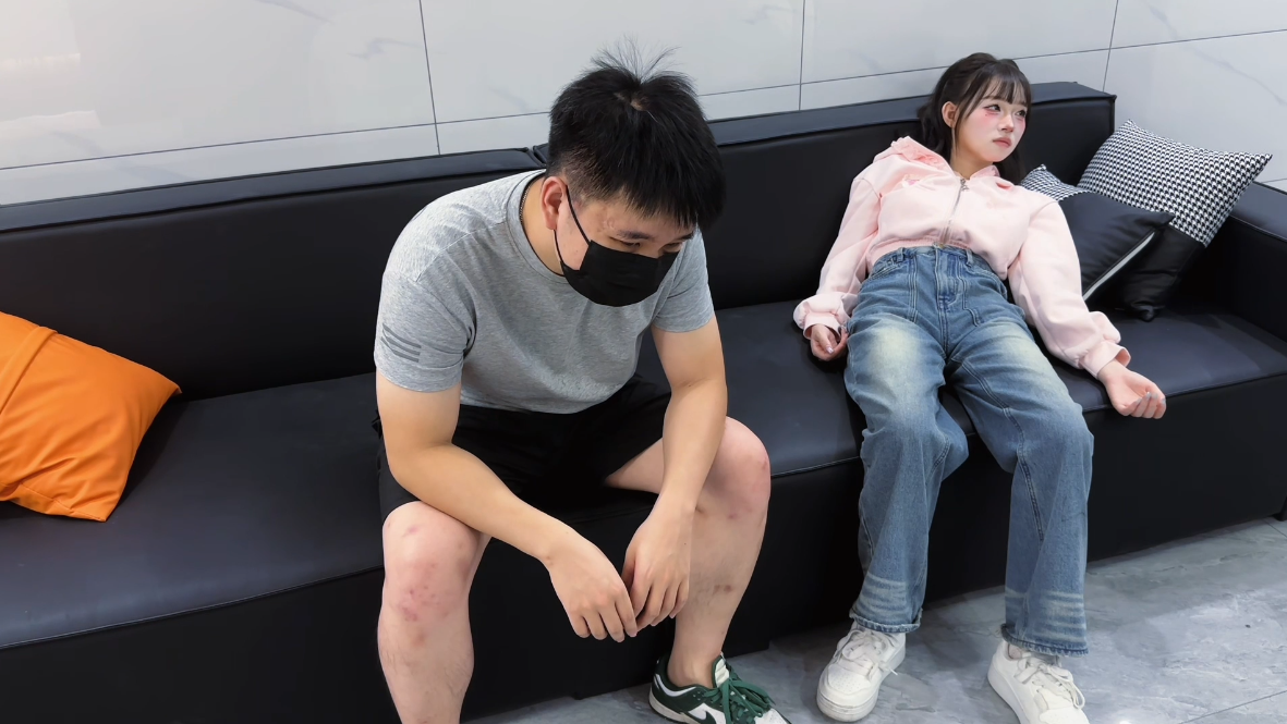 蝙蝠侠工作室弄晕娜娜 蝙蝠侠工作室弄晕娜娜
