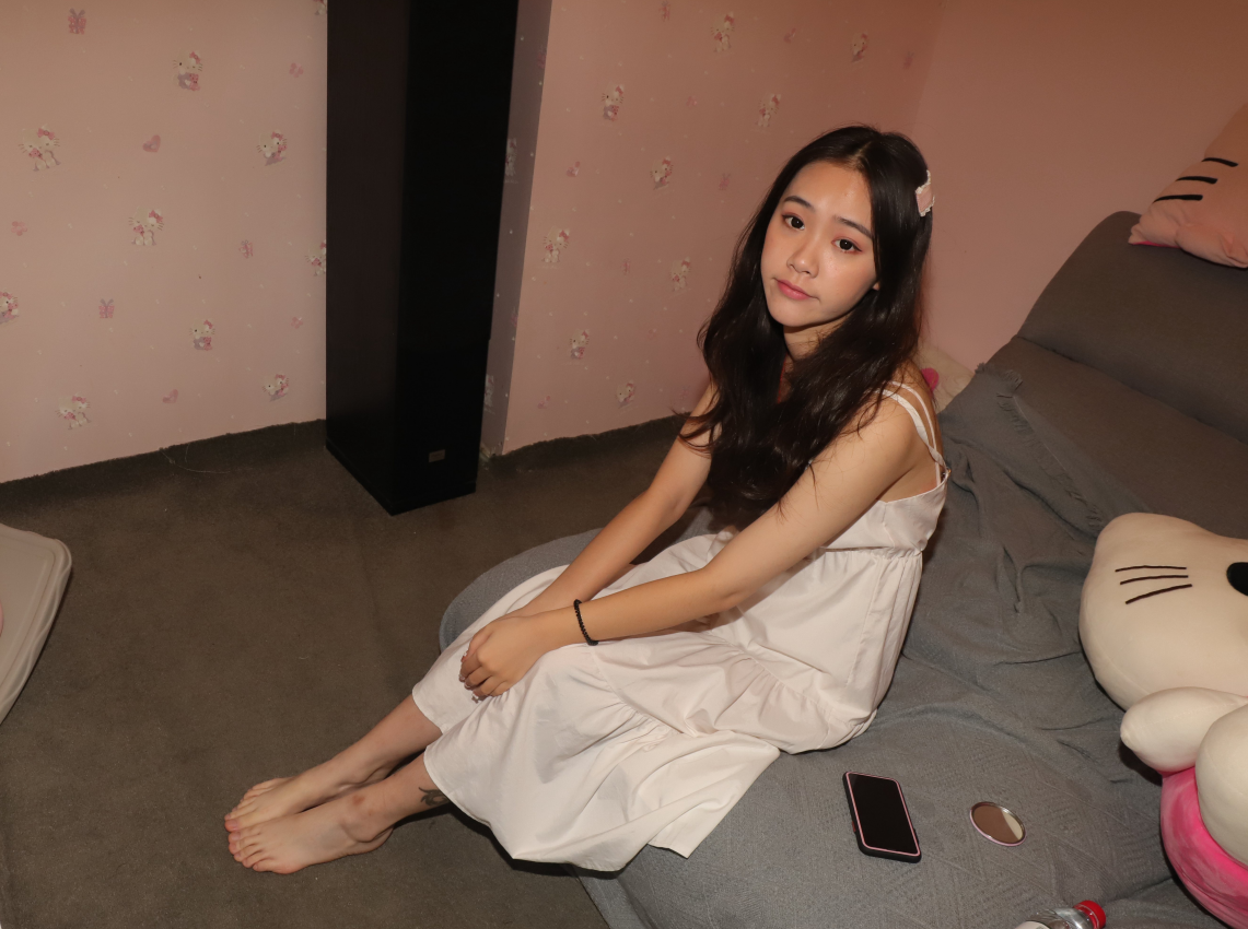 美脚丝袜套图3 美脚丝袜套图3