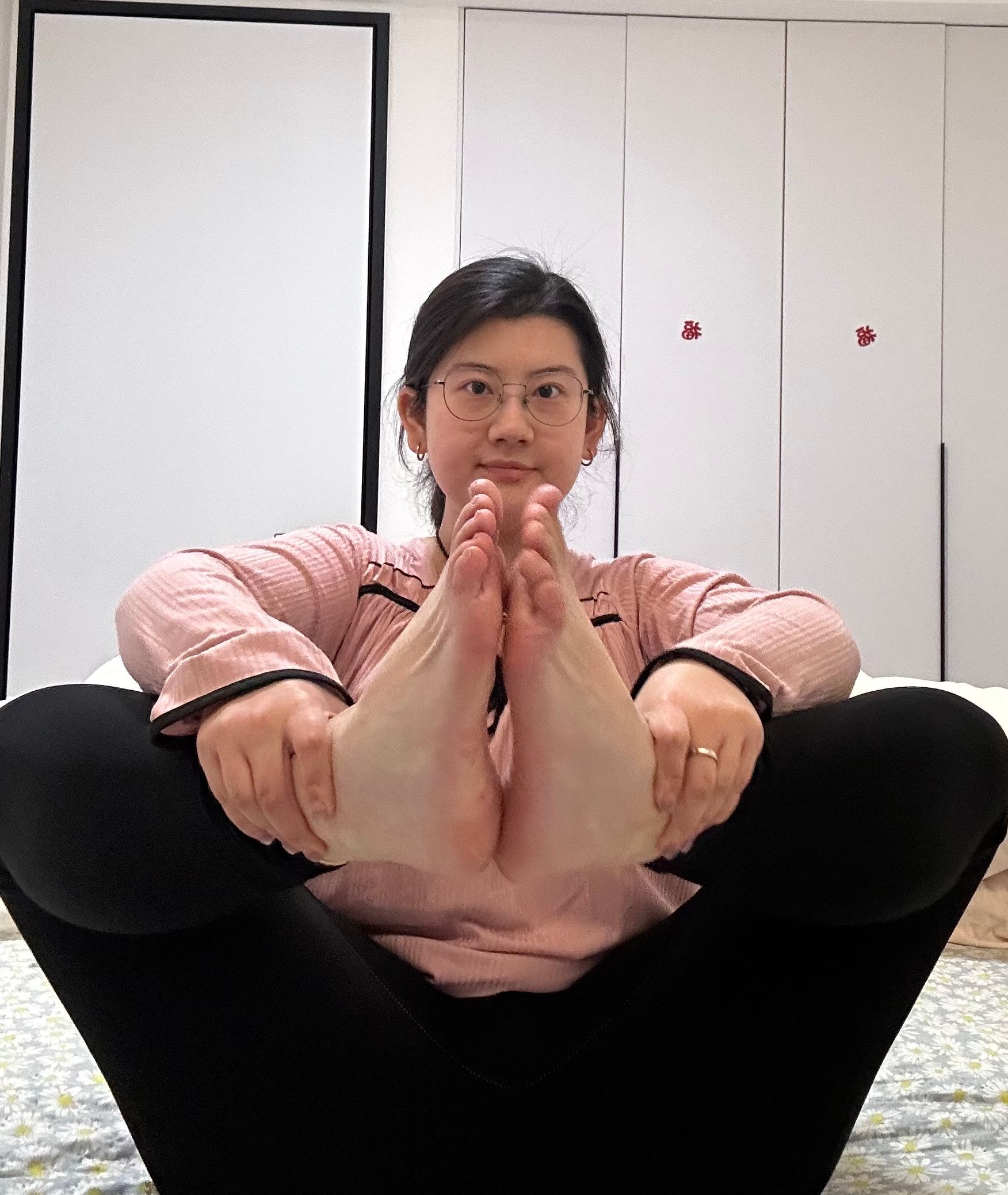dz-王艺璇人一般脚还可以 165 65 39 dz-王艺璇人一般脚还可以 165 65 39