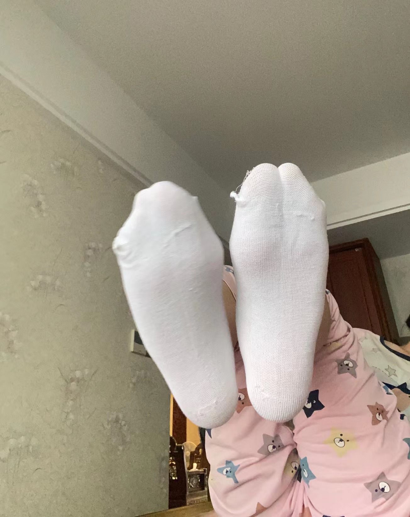 dz-音乐生学妹 167 52 38码脚 dz-音乐生学妹 167 52 38码脚